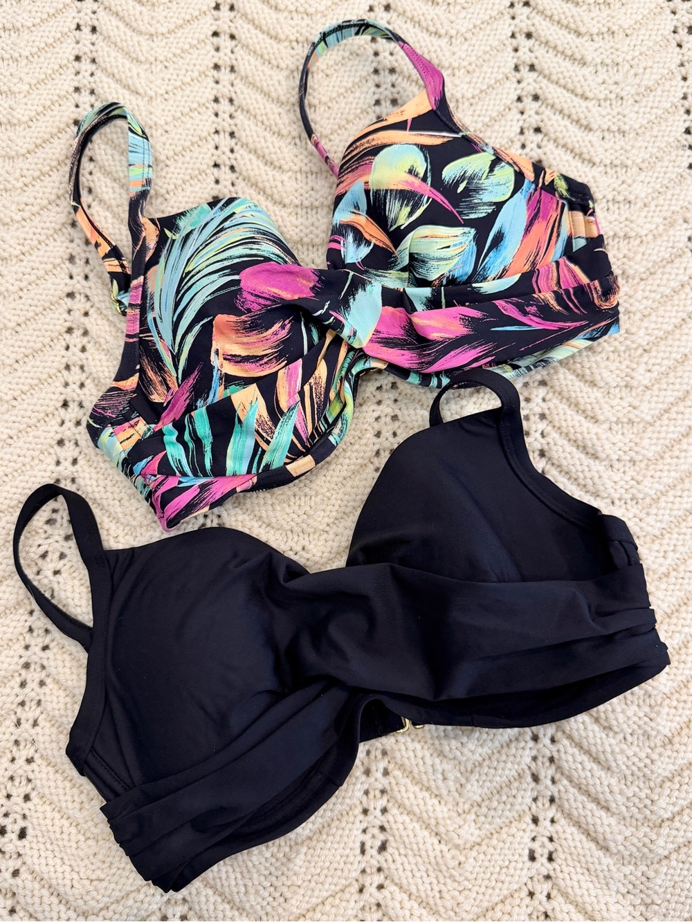 Freshwater Twist Bikini Top Bundle Swim Bathing Suit Beach Small